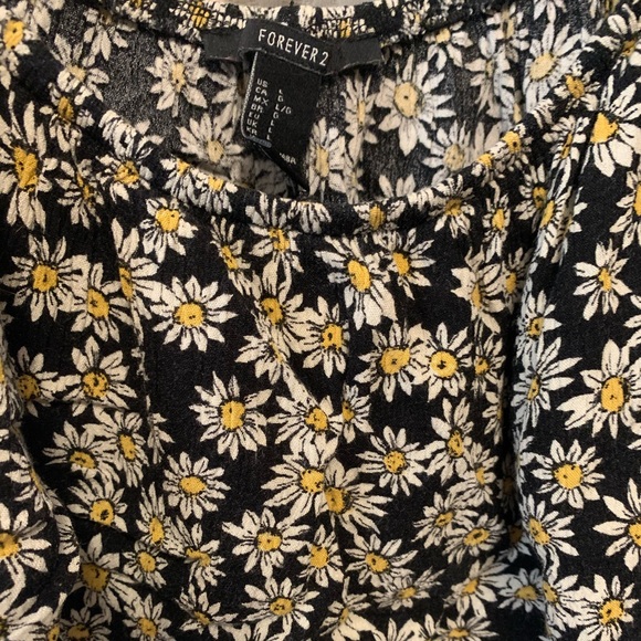 Women’s sunflower top - Picture 2 of 2